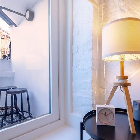 Апартаменты Vibrant Flat 5 Minutes Walk To Istiklal In Beyoglu Стамбул Экстерьер фото